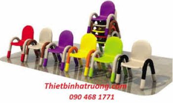 Ghế nhựa chân nhện